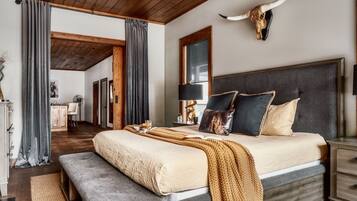5 slaapkamers, luxe beddengoed, een strijkplank/strijkijzer, reisbedje