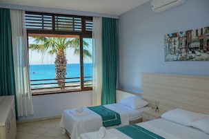 Deluxe Room | Premium bedding, in-room safe, free WiFi