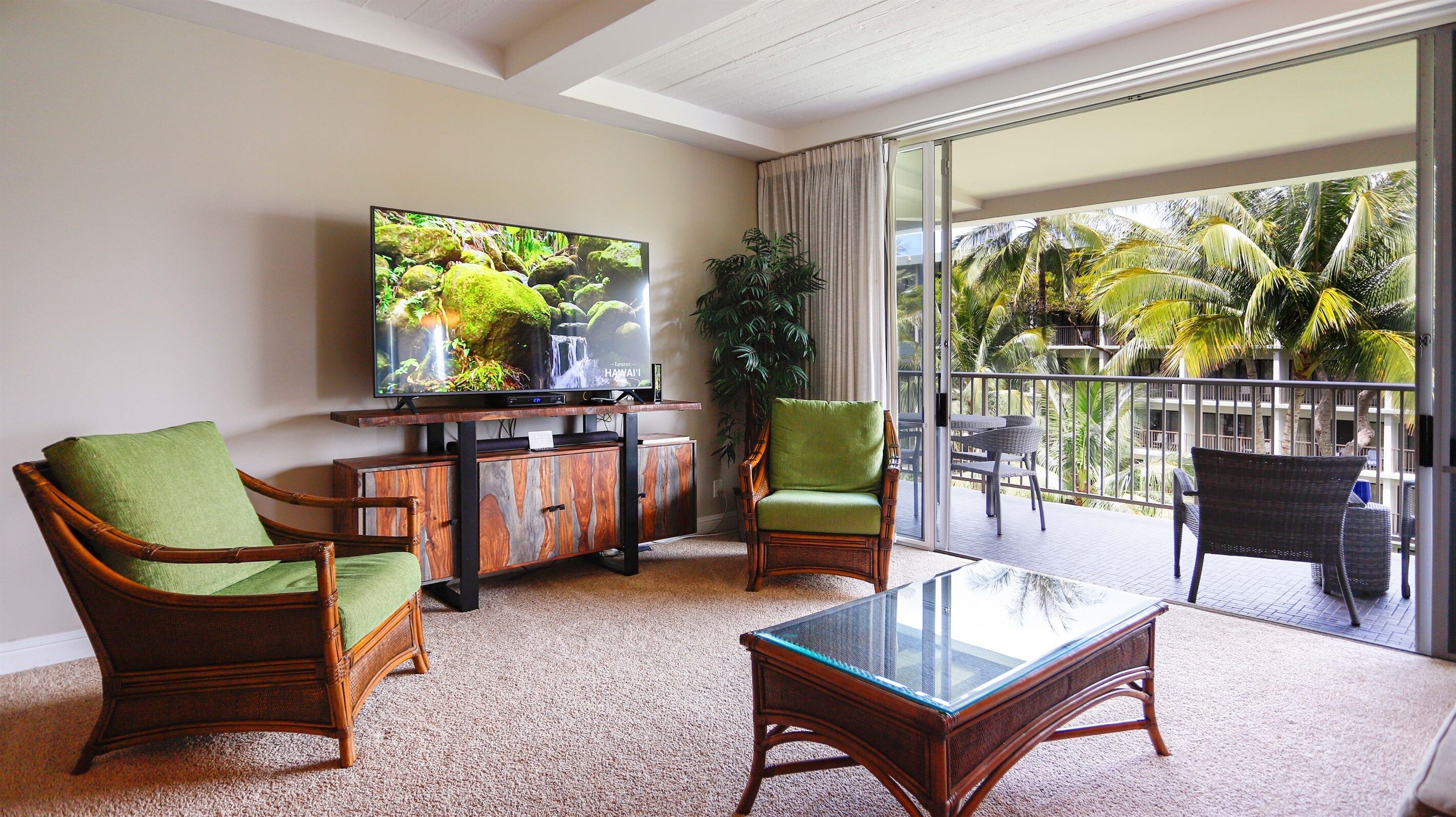 Whaler Resort 420: Luxury Living on Kaanapali Beach - Book Your Dream Getaway