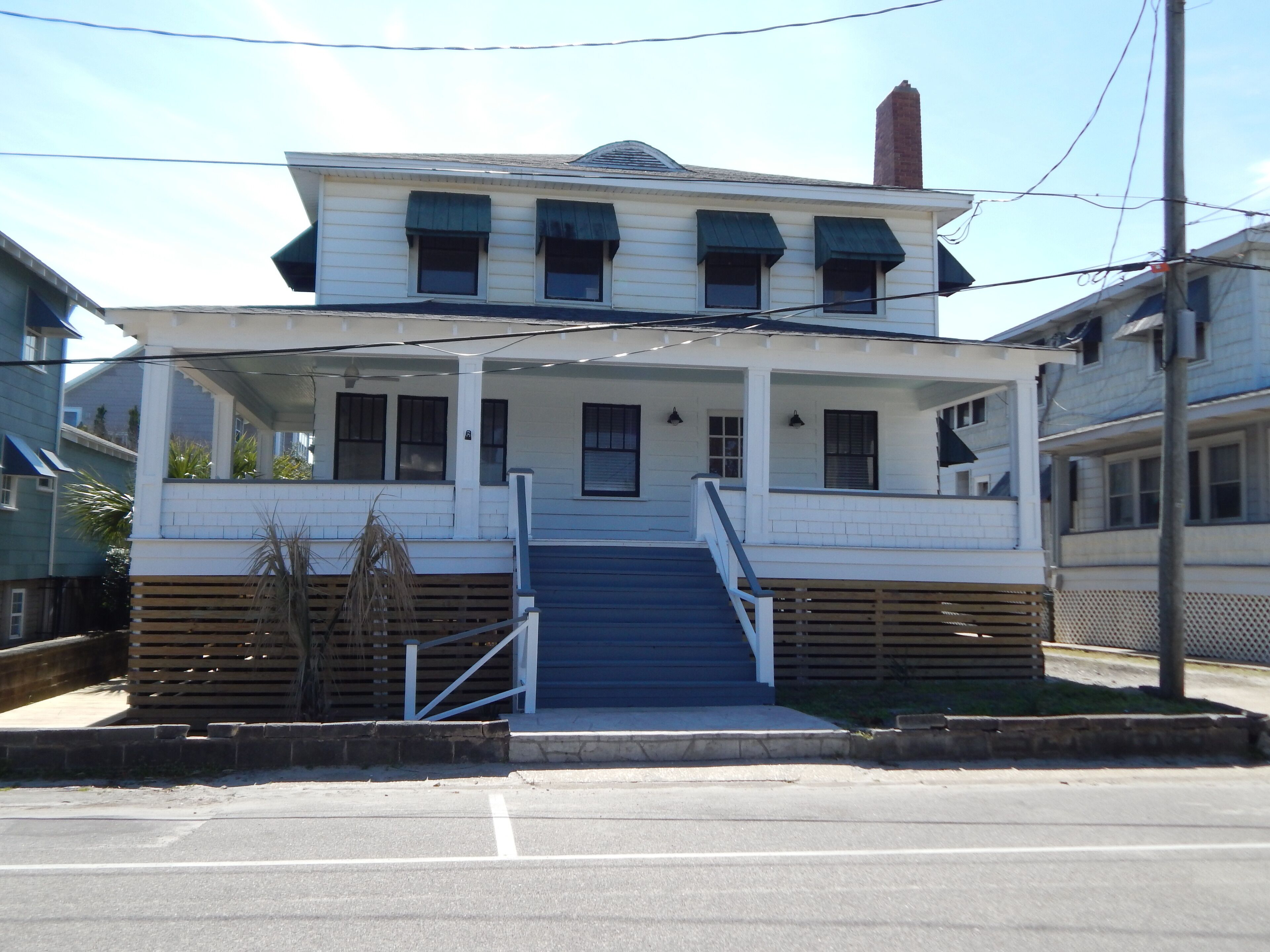 Comfy, classic beach house just steps to the beach