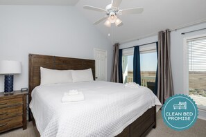 2 bedrooms, iron/ironing board, free WiFi, bed sheets - Beachside Bliss: Modern Two-Bedroom Condo with Ocean Peek Views & Pool (Corpus Christi)