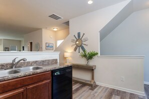 Interior - Pet Friendly Townhome w Game Room and Fenced Yard (Carolina Beach)