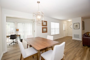 Interior - 19 F Pinehurst Manor: 1  BR, 1  BA Condominium in Pinehurst, Sleeps 3 (Pinehurst)