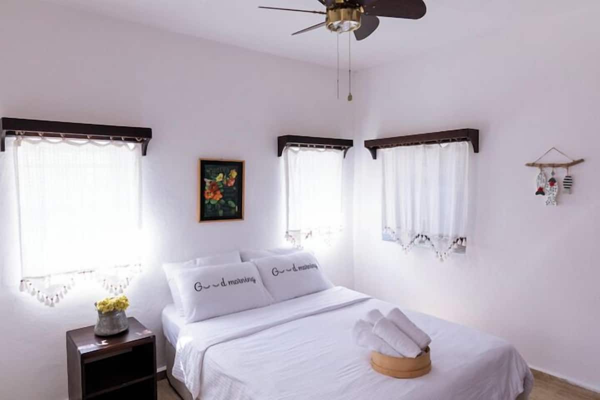 Standard Room | Free WiFi