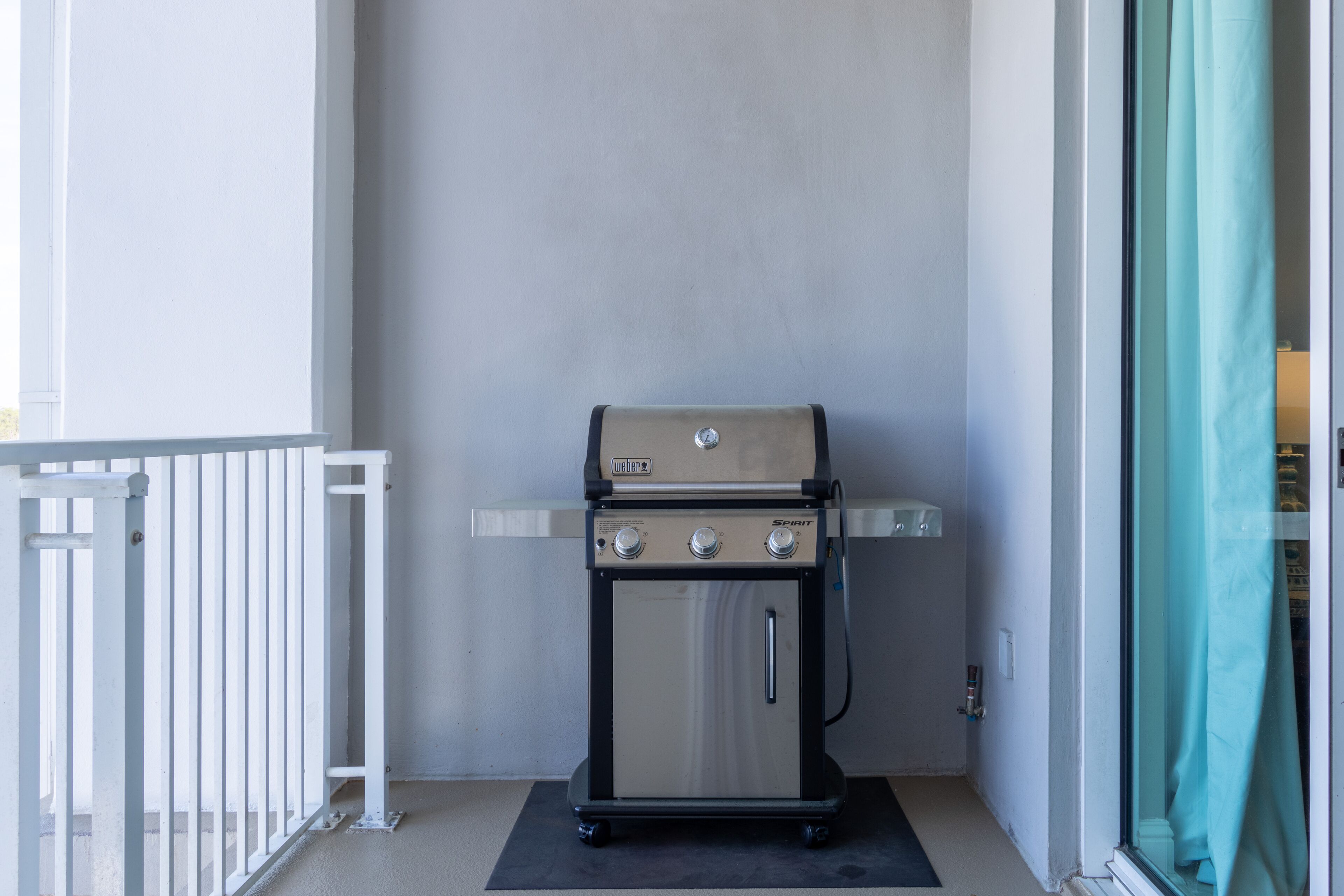 All Inclusive Wharf Unit! Oasis Pool, Concerts!