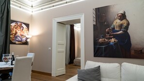 2 Schlafzimmer, Schreibtisch, Bügeleisen/Bügelbrett, kostenloses WLAN