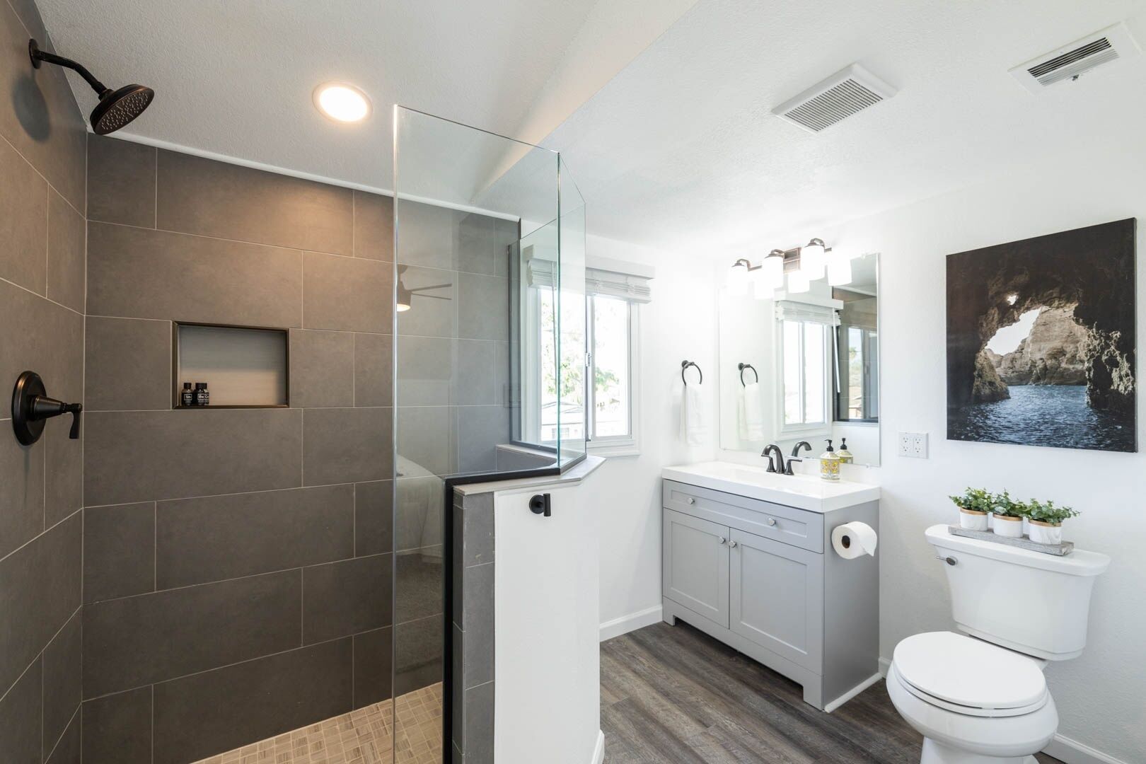 Scottsdale Valley Vista 4 Bedroom Home by Redawning