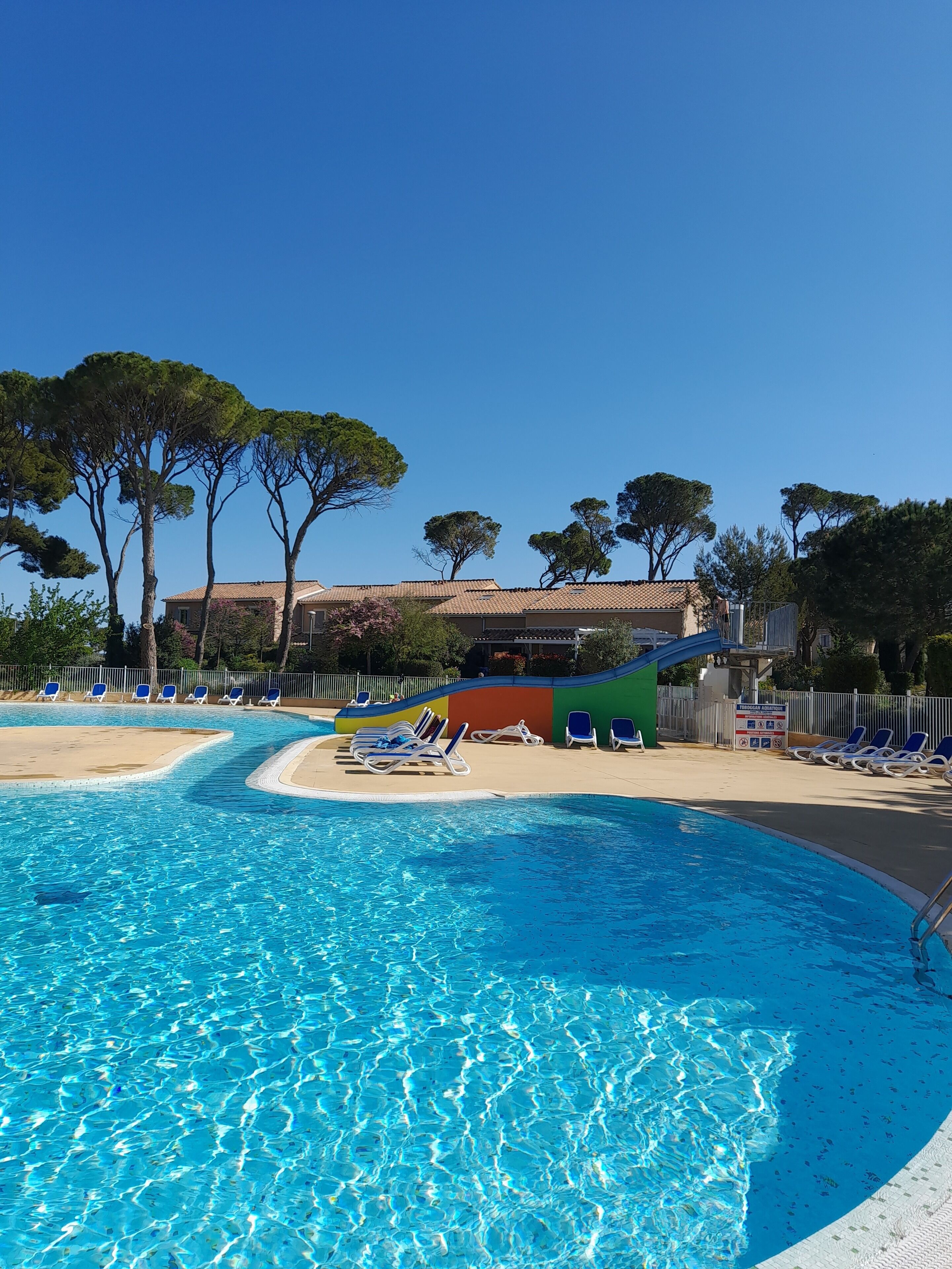 Innenpool, Außenpool