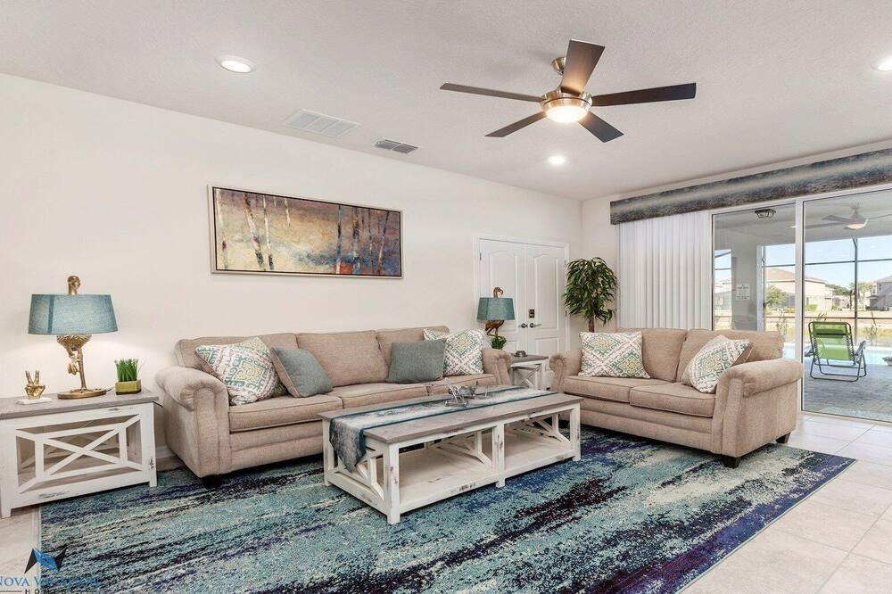 Solterra Resort 682 - Modern villa with game room and private pool near Disney