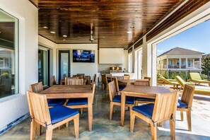 Outdoor dining - Last Minute Disney Getaway! Private Pool, Hot Tub & Game Room. Book Now! #6266 (Orlando)