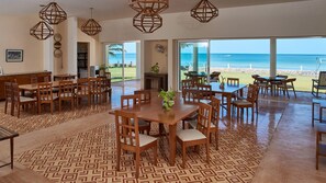 Dining - Stunning beachfront Suites Wi-Fi East of Progreso (Chicxulub Puerto)