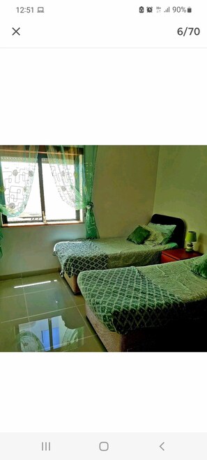 2 chambres, fer et planche à repasser, lit parapluie, Wi-Fi gratuit