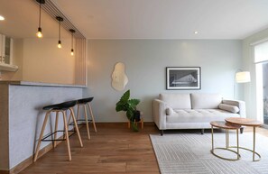 TV, offices