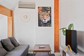 TV, offices