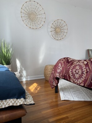 Interior - Mi casa su Casa (Buffalo)