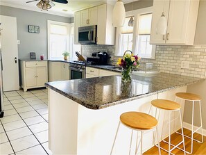 Microwave, dishwasher, toaster, ice maker - Mi casa su Casa (Buffalo)