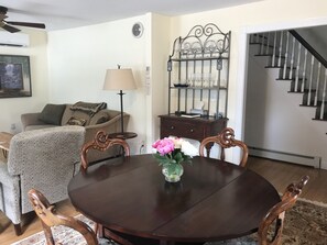 Interior - Phenomenal location in Bath, ME- Comfortable,3 BR, 2 bath, Close to Everything! (Bath)