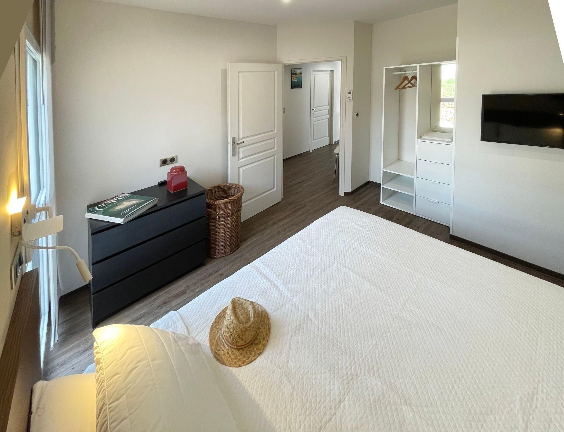 Holiday apartment Bandol for 1 - 5 persons with 2 bedrooms - Holiday apartment in one or multi-famil