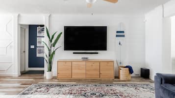 Smart-TV, peis, stereoanlegg og printere