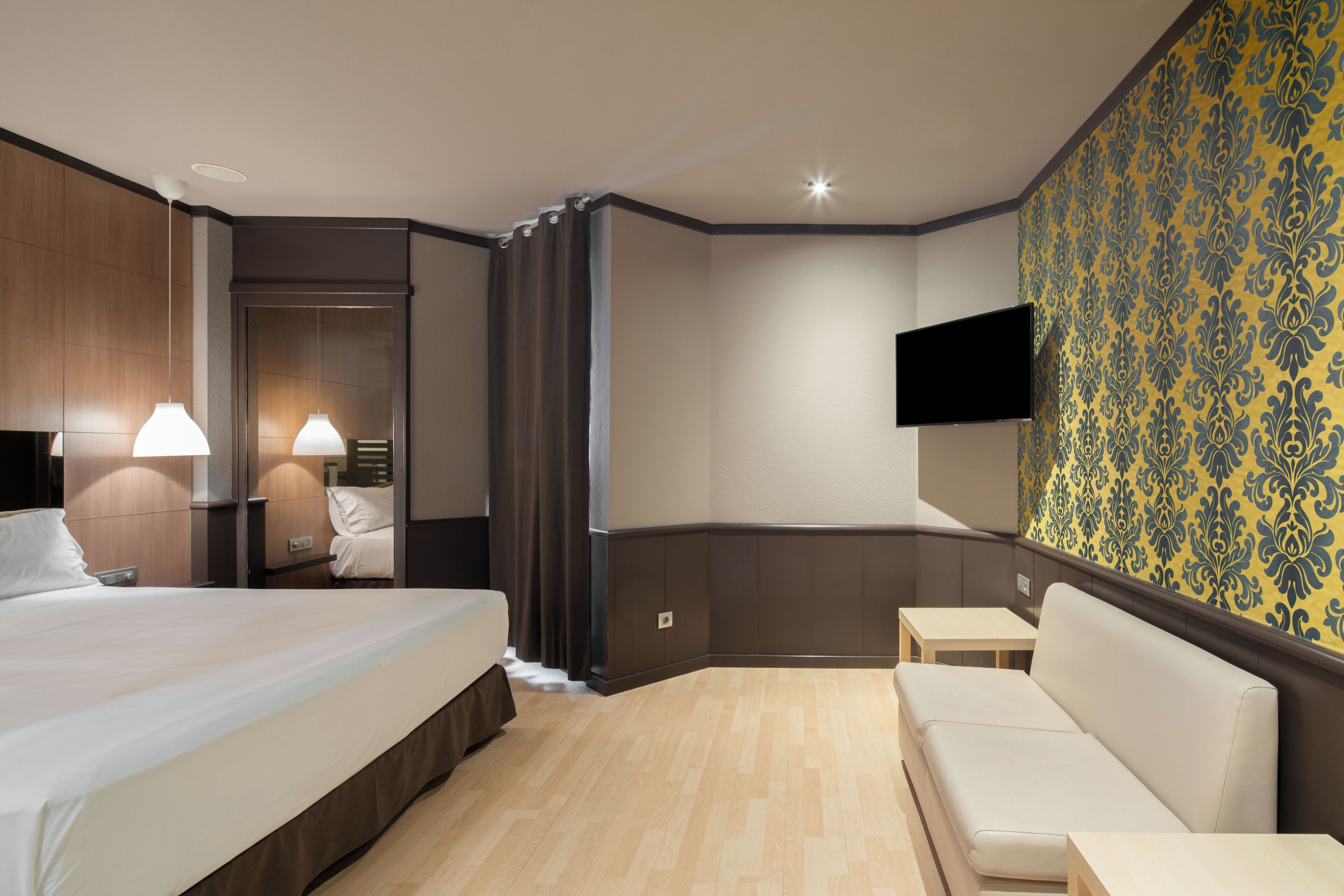 superior double room | 1 bedroom, free wifi, bed sheets