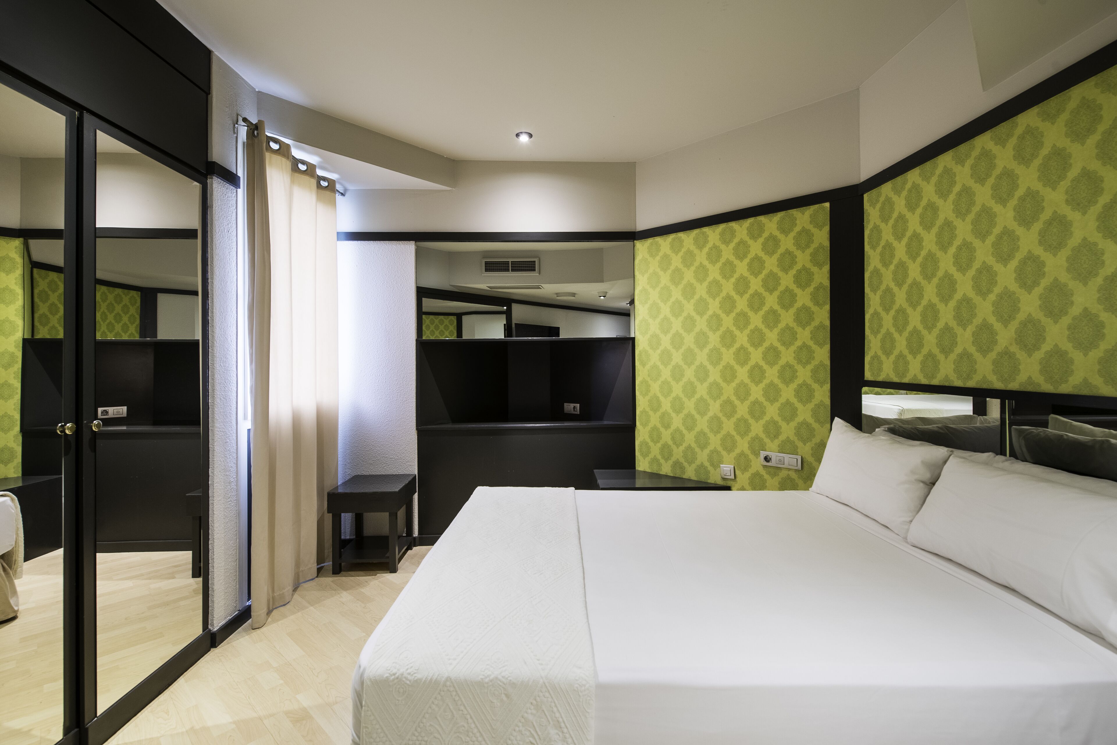 standard double room | 1 bedroom, free wifi, bed sheets