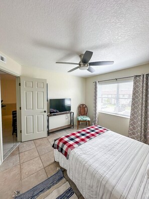 2 Schlafzimmer, Bügeleisen/Bügelbrett, kostenloses WLAN, Bettwäsche