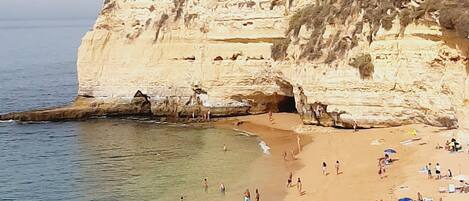 Playa en los alrededores