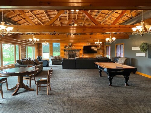 The Lodge at Larrabee Lake