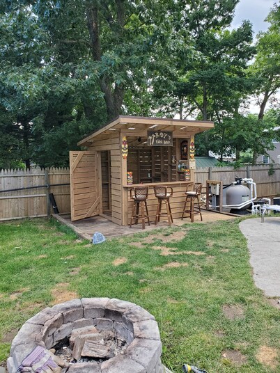 LARGE 5 BEDROOM HOME MINUTES FROM LBI