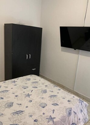 1 Schlafzimmer, Bügeleisen/Bügelbrett, kostenloses WLAN, Bettwäsche