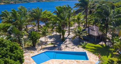 Eden du Catu the private paradise by the lake