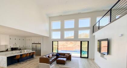 Brand New Private Villa with Pool + Casita