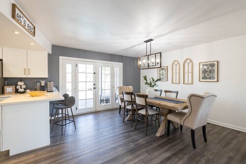 Old Town Scottsdale | Heated Pool & Putting Green