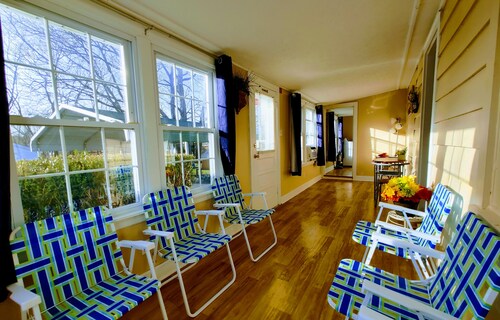 Inxon Mammoth Cave Bungalow Sleeps 16 