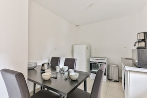 Frigorifero, forno