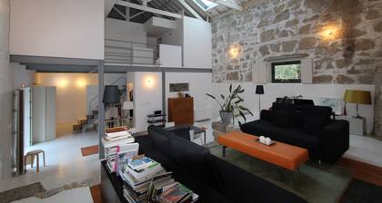 150 meters of private riverfront