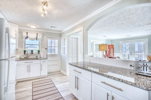 O-Sea-D | Second-row | Private Heated Pool