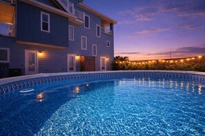 Outdoor pool - Port Aransas Large Luxury Beach House w/ Private Pool and Golf Cart Boardwalk (Port Aransas)