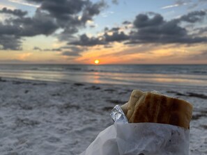 Camastros y toallas de playa 