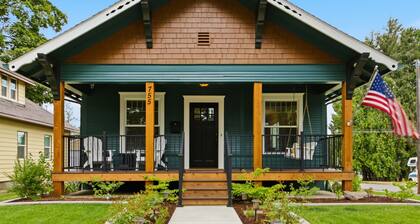 Beautifully Renovated Historic Bungalow on Government Way