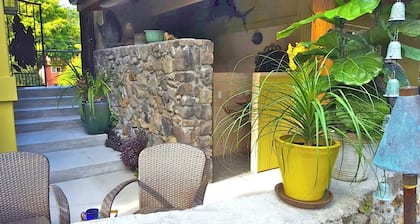 Jungle view bedroom with private entrance,outdoor private Bali style bathroom