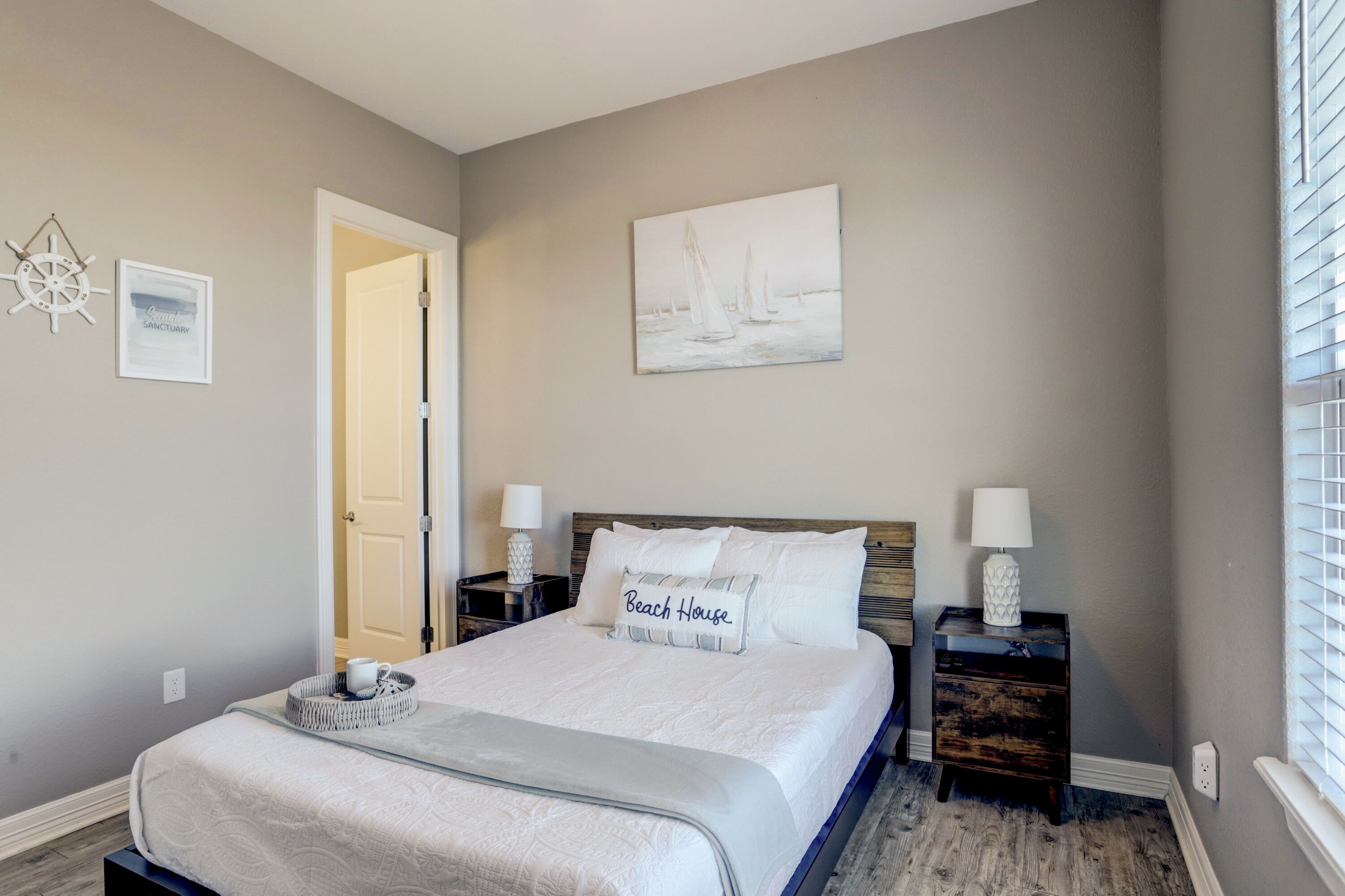 New Home! - 4br/4ba - Ocean Views - Pet Friendly - Sleeps 14