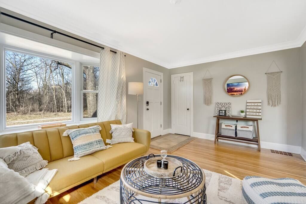 Fabulous🔥Minneapolis 5⭐️ Getaway⛵️Lake Harriet