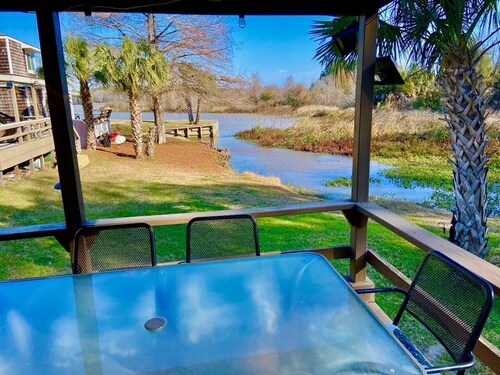 Pier Serenity Waterfront!