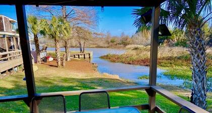 Pier Serenity Waterfront!
