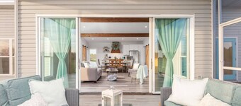 Pool, private, scenic views, convenient, pets ok