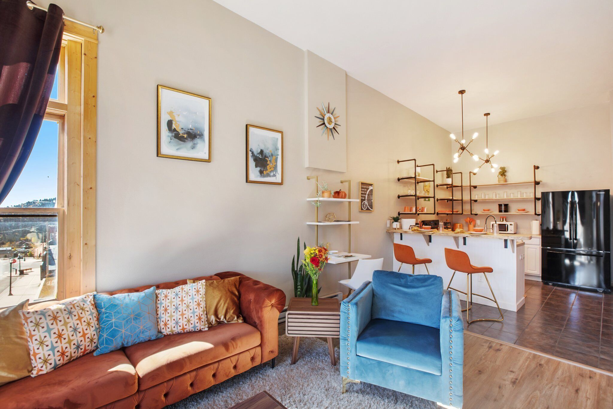 Page 1-Mid-Century Modern Vacation Rental With Mountain View