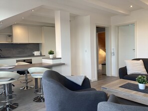 Nicht klassifiziertes Bild, 2 von 25, Schaltfläche