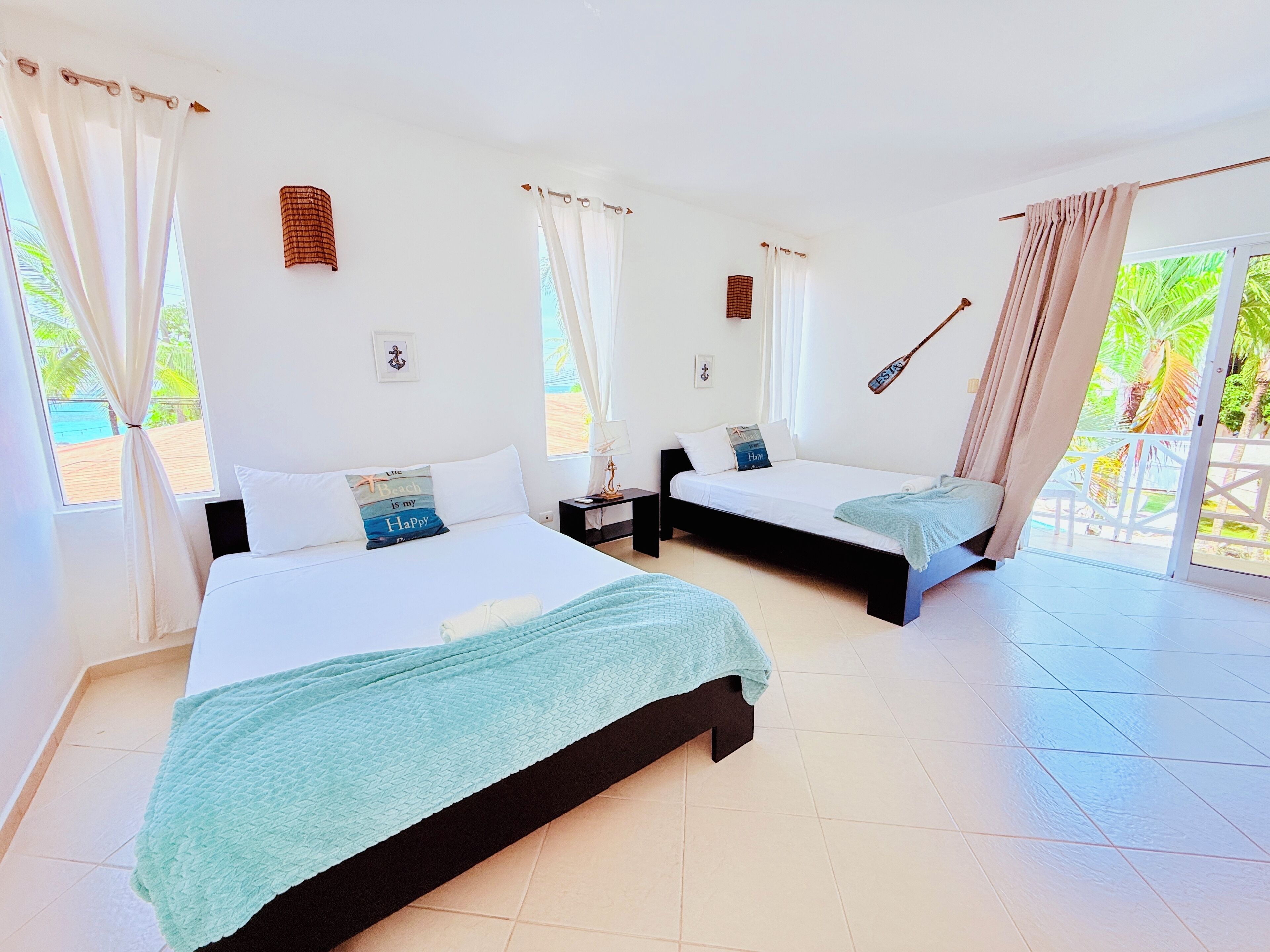 Iron/ironing board, free WiFi, bed sheets