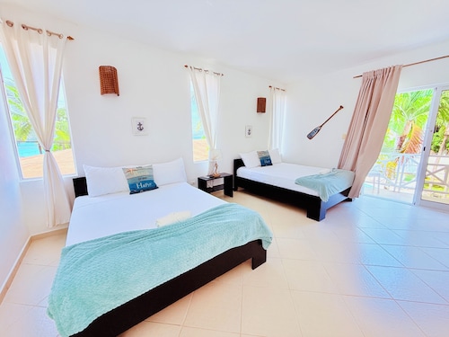 Solaz Boutique Hotel
